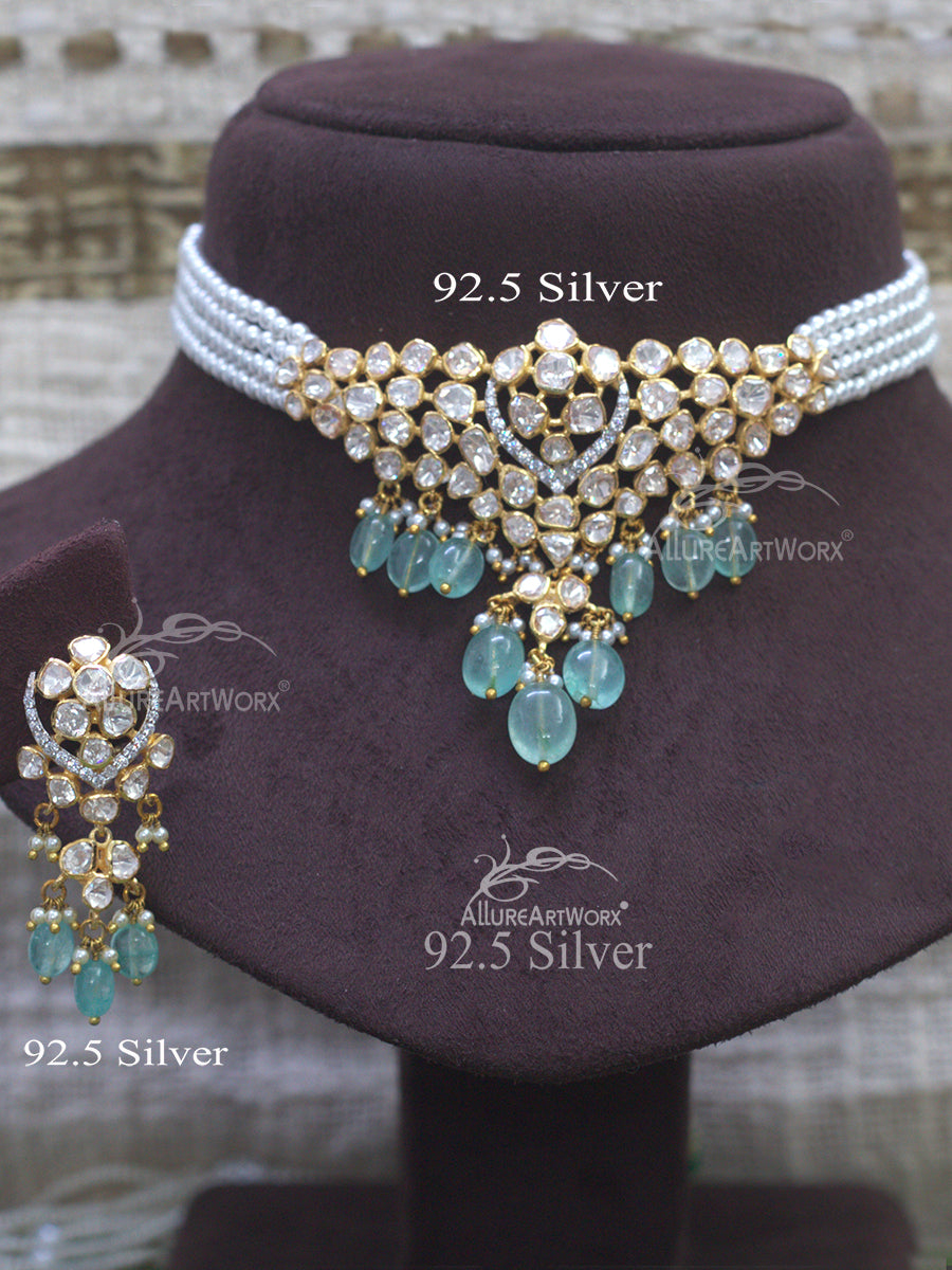 Aanvi Silver Choker